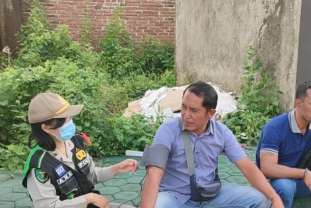 Dokkes Polres Lombok Barat Periksa Kesehatan Personel