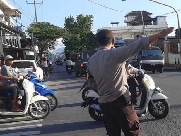 Ngabuburit di Labuapi Lombok Barat Berjalan Aman dan Lancar, Berkat Pengamanan Polsek Labuapi