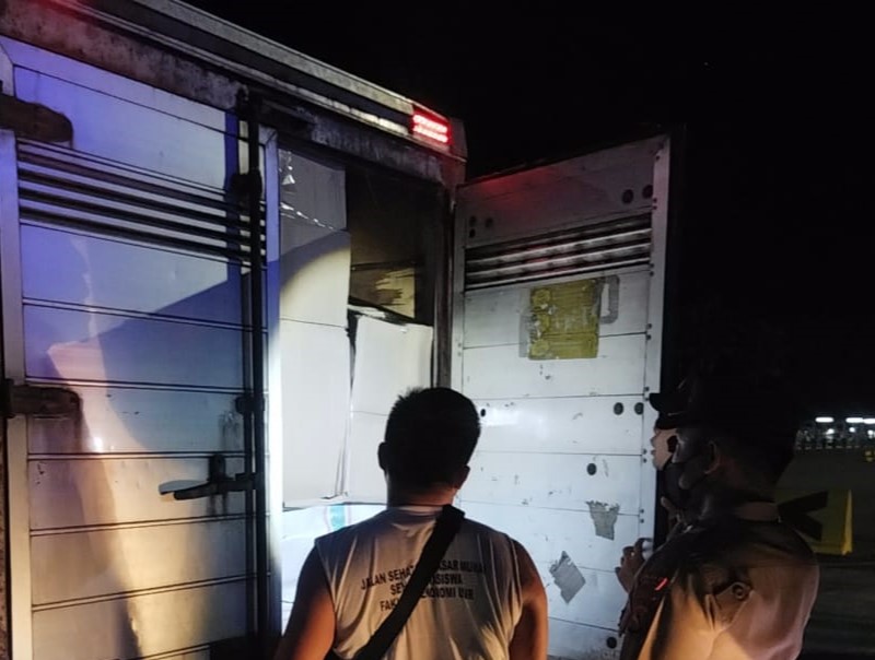 Persempit Gerak Preman dan Calo, Polisi Jaga Ketat Pembelian Tiket di Pelabuhan Lembar
