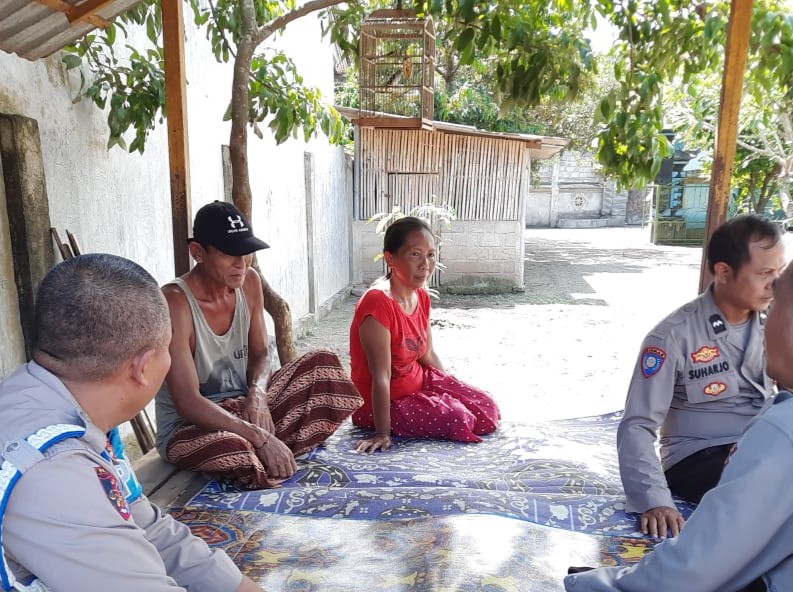 Polsek Kediri Gelar Patroli Dialogis dan Himbauan Kamtibmas di Desa Jagaraga Indah
