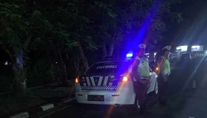 Imbau Tertib Berlalu Lintas, Satlantas Lombok Barat Gelar Patroli Malam di Bypass Bil
