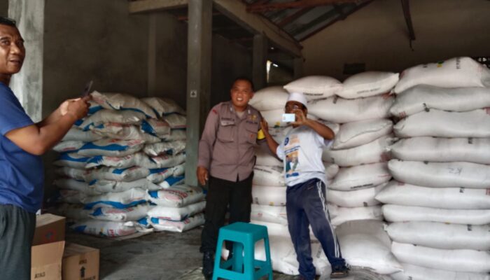 Polsek Labuapi Pantau Distribusi Pupuk Subsidi Demi Ketahanan Pangan