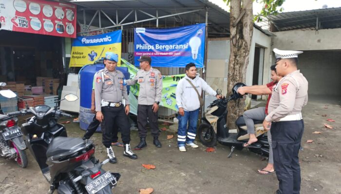 Patroli Dialogis Polsek Kediri: Sinergi Jaga Kamtibmas, Masyarakat Merasa Aman